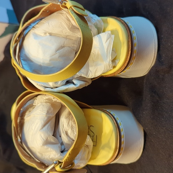 Franco Sarto cute summer sandals!  NWT 6W - Picture 4 of 5